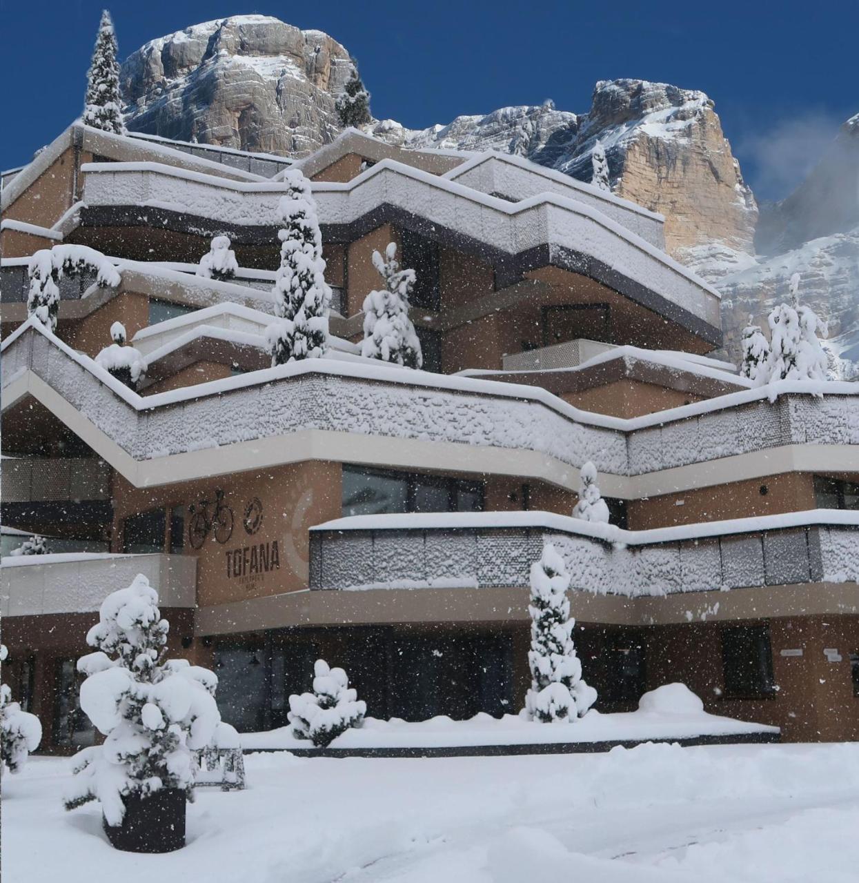 Hotel Tofana San Cassiano  Exteriér fotografie